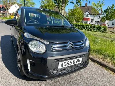 Begagnad Citroën C1 Feel 68 HK (50 kW) 2015 Svart Halvkombi
