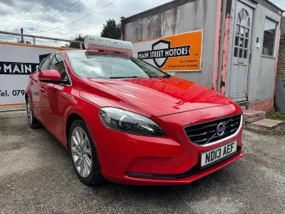 Used Volvo V40 SE Lux 115 HP (84 kW) 2013 Red Hatchback