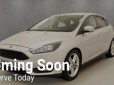 Used Ford Focus Zetec 120 HP (88 kW) 2015 Silver Hatchback