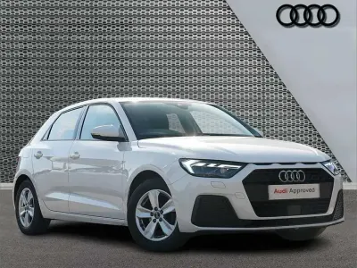 Usado Audi A1 Design 94 CV (69 kW) 2023 Blanco SUV