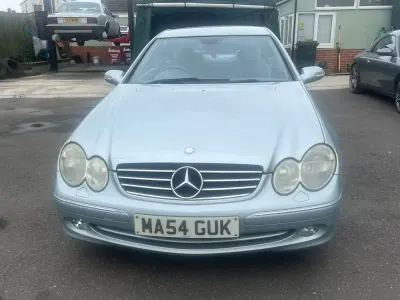 Begagnad Mercedes CLK200 Avantgarde 2004 Silver Sportkupé
