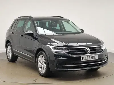 Used VW Tiguan Life 150 HP (110 kW) 2023 Black SUV