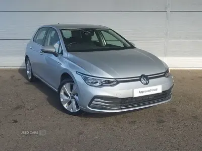 Used VW Golf VIII Style 150 HP (110 kW) 2023 Silver Hatchback