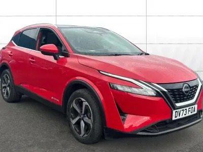 Used Nissan Qashqai N-Connecta 190 HP (139 kW) 2023 Red SUV
