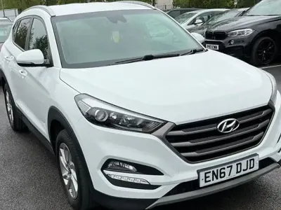 Used Hyundai Tucson SE 116 HP (85 kW) 2017 White SUV
