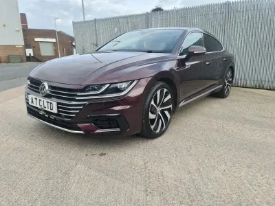 Used VW Arteon R-line 190 HP (139 kW) 2018 Red Hatchback
