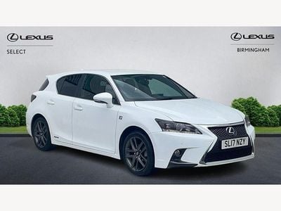 Lexus CT200h