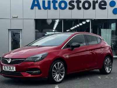 Used Vauxhall Astra Edition 145 HP (106 kW) 2021 Red Hatchback