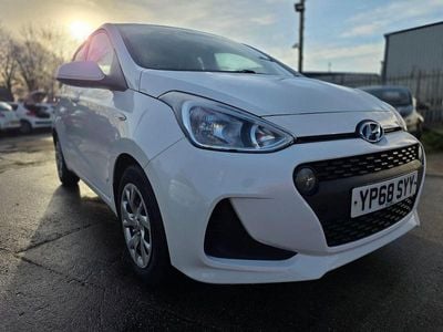 White Used 2018 Hyundai i10 SE Hatchback | £3,900 (Good price)