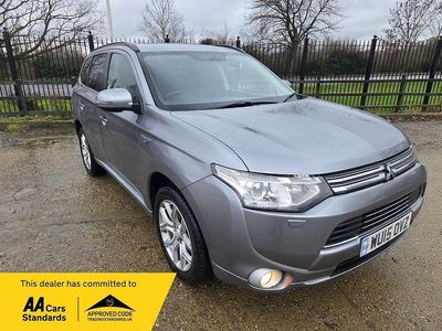 Used Mitsubishi Outlander P-HEV 2015 Grey Estate