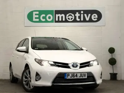 Used Toyota Auris Hybrid