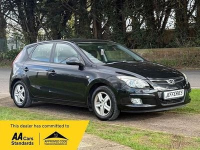 Used Hyundai i30 Comfort 108 HP (79 kW) 2009 Black Hatchback