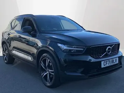 Usado Volvo XC40 R-Design 163 HP (119 kW) 2021 Preto SUV