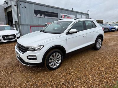 White Used 2018 VW T-Roc SE SUV | £11,990 (Fair price)