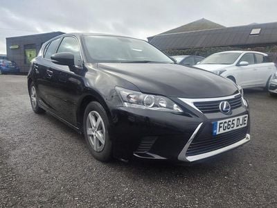 Lexus CT200h