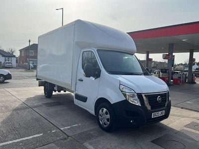 Used Nissan Interstar Tekna 145 HP (106 kW) 2023 White Van