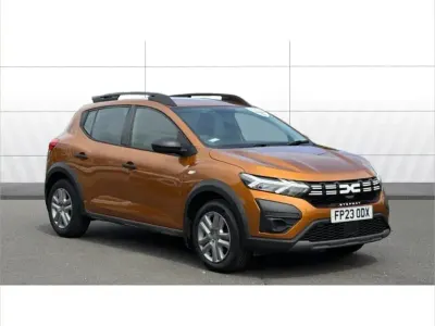 Used Dacia Sandero Essentiel 90 HP (66 kW) 2023 Orange Hatchback