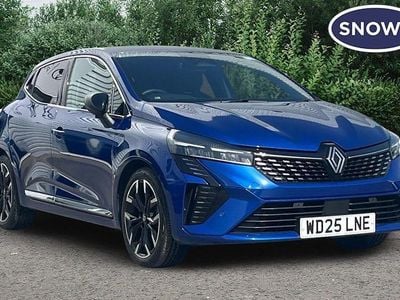 Used Renault Clio V Techno 143 HP (105 kW) 2025 Blue Hatchback