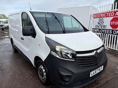 Used Vauxhall Vivaro 95 HP (69 kW) 2017 White