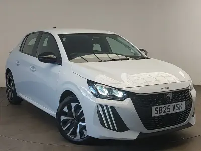 Gebraucht Peugeot 208 Style 101 PS (74 kW) 2025 Weiß Kleinwagen