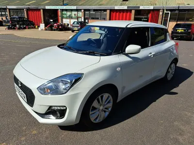 Used Suzuki Swift SZ-T 111 HP (81 kW) 2018 White Hatchback