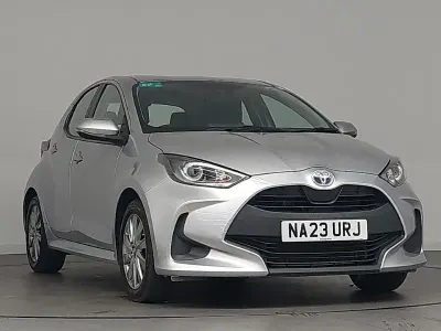 Used Toyota Yaris 116 HP (85 kW) 2023 Silver Hatchback