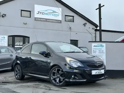 Używany Vauxhall Corsa 2013 Czarny Hatchback
