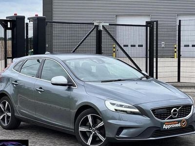 Used 2017 Volvo V40 R-Design Hatchback | £6,995 (Fair price)