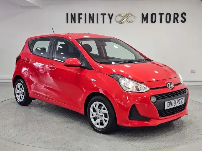 Używany Hyundai i10 SE 66 KM (48 kW) 2019 Czerwony Hatchback
