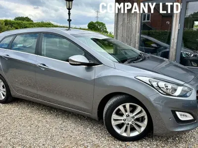 Second-hand Hyundai i30 Style 128 CP (94 kW) 2013 Gri Break
