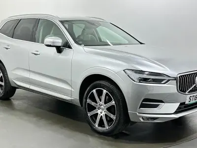 Used Volvo XC60 Inscription 250 HP (183 kW) 2018 Silver SUV