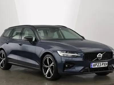 Used Volvo V60 Plus 197 HP (144 kW) 2023 Metallic  denim blue Estate