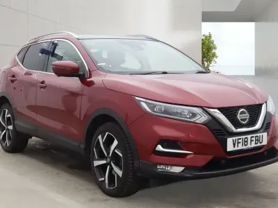 Used Nissan Qashqai S 130 HP (95 kW) 2018 Red SUV
