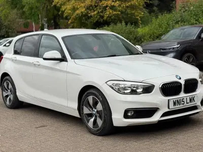 Used BMW 118 Comfort Edition 2015 White Hatchback