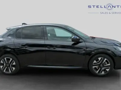 Used Peugeot 208 Allure 99 HP (72 kW) 2024 Black Hatchback