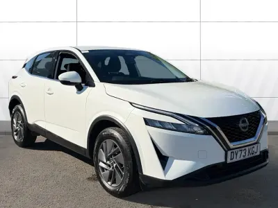 Used Nissan Qashqai Acenta Premium 158 HP (116 kW) 2023 White SUV