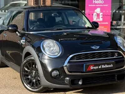 Usado Mini Cooper S Hatch 2015 Negro Utilitario