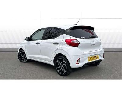 Used Hyundai i10 Premium 67 HP (49 kW) 2023 White Hatchback