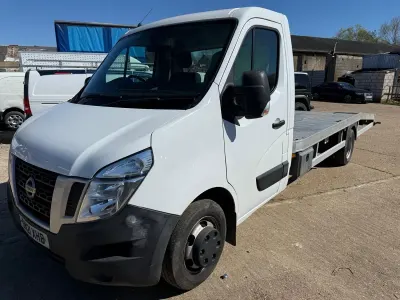 Used Nissan NV400 2021 White Van
