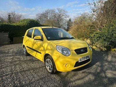 Used Kia Picanto 64 HP (47 kW) 2010 Yellow Hatchback