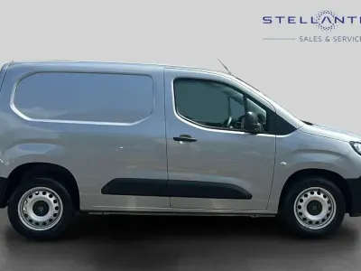 Used Peugeot Partner S 101 HP (74 kW) 2024 Grey MPV