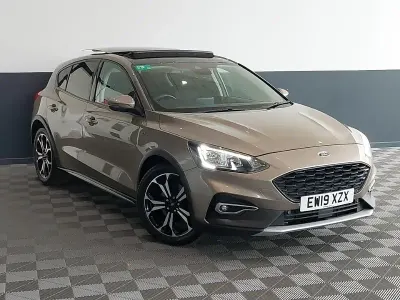 Used Ford Focus Active X 125 HP (91 kW) 2019 Silver Hatchback