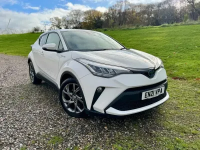Gebraucht Toyota C-HR Design 122 PS (89 kW) 2021 Weiß SUV