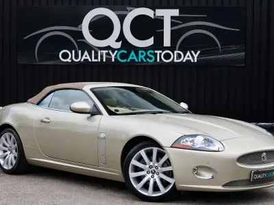 Używany Jaguar XK 300 KM (220 kW) 2006 Złoty Kabriolet