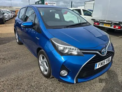 Used Toyota Yaris Hybrid 2015