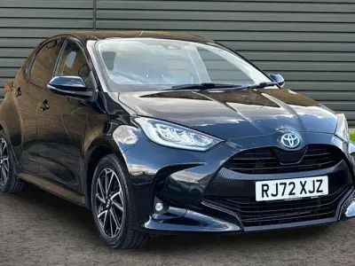 Usata Toyota Yaris Hybrid Design 116 CV (85 kW) 2026 Utilitaria