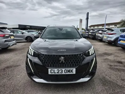 Begagnad Peugeot 2008 GT 129 HK (94 kW) 2023 Svart SUV