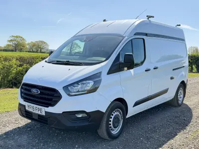 Used Ford Transit Custom 130 HP (95 kW) 2019 White Van