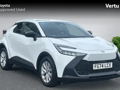 Used Toyota C-HR 140 HP (102 kW) 2026 SUV