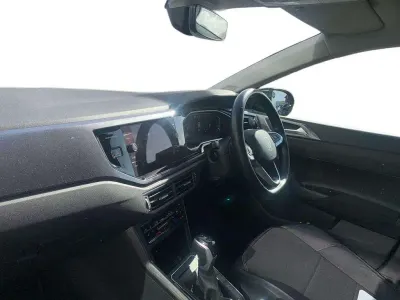 Begagnad VW Taigo Style 110 HK (80 kW) 2023 Grå SUV